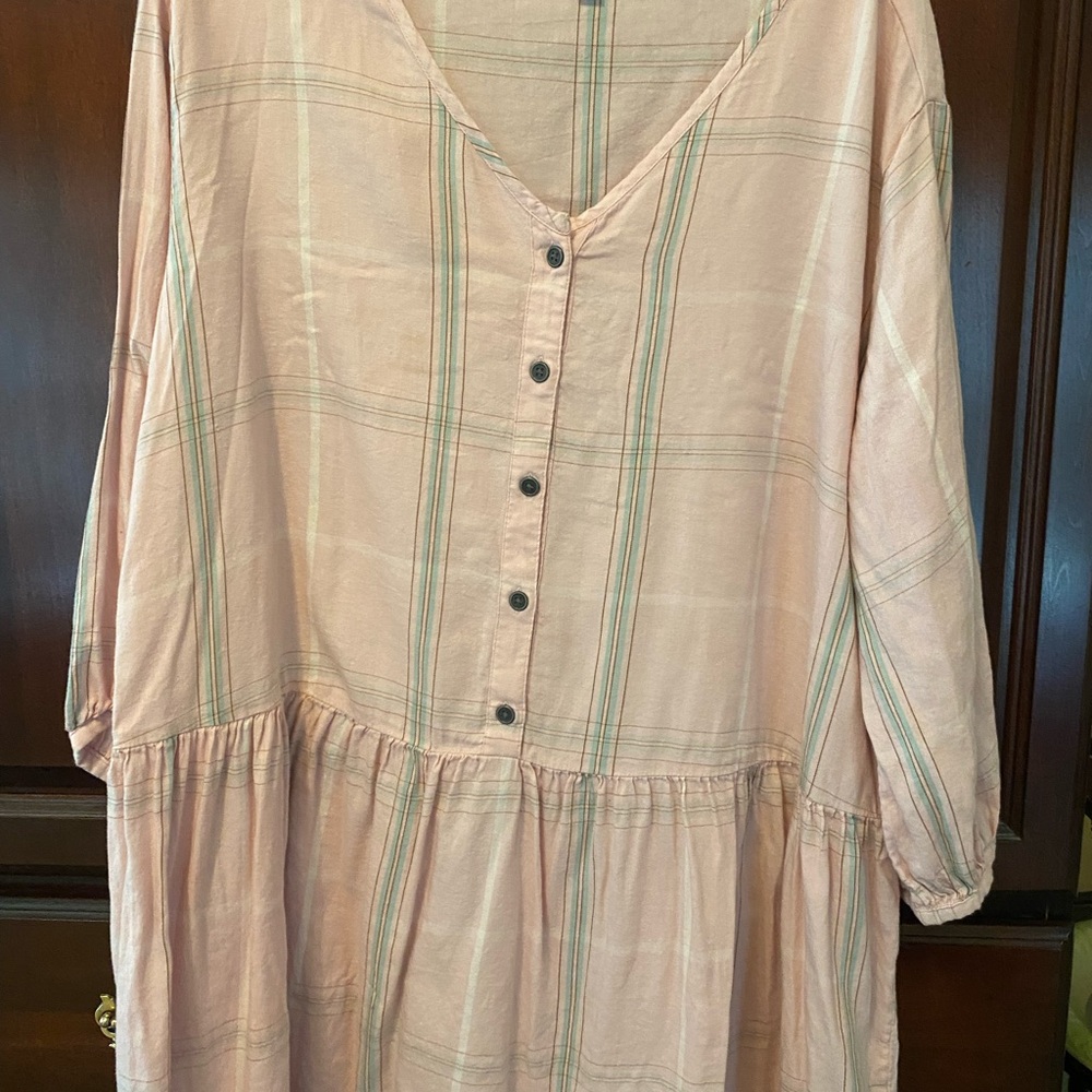 LAST. CHANCE WILL BE REMOVED FROM CLOSET AFTER  NEW YEAR.